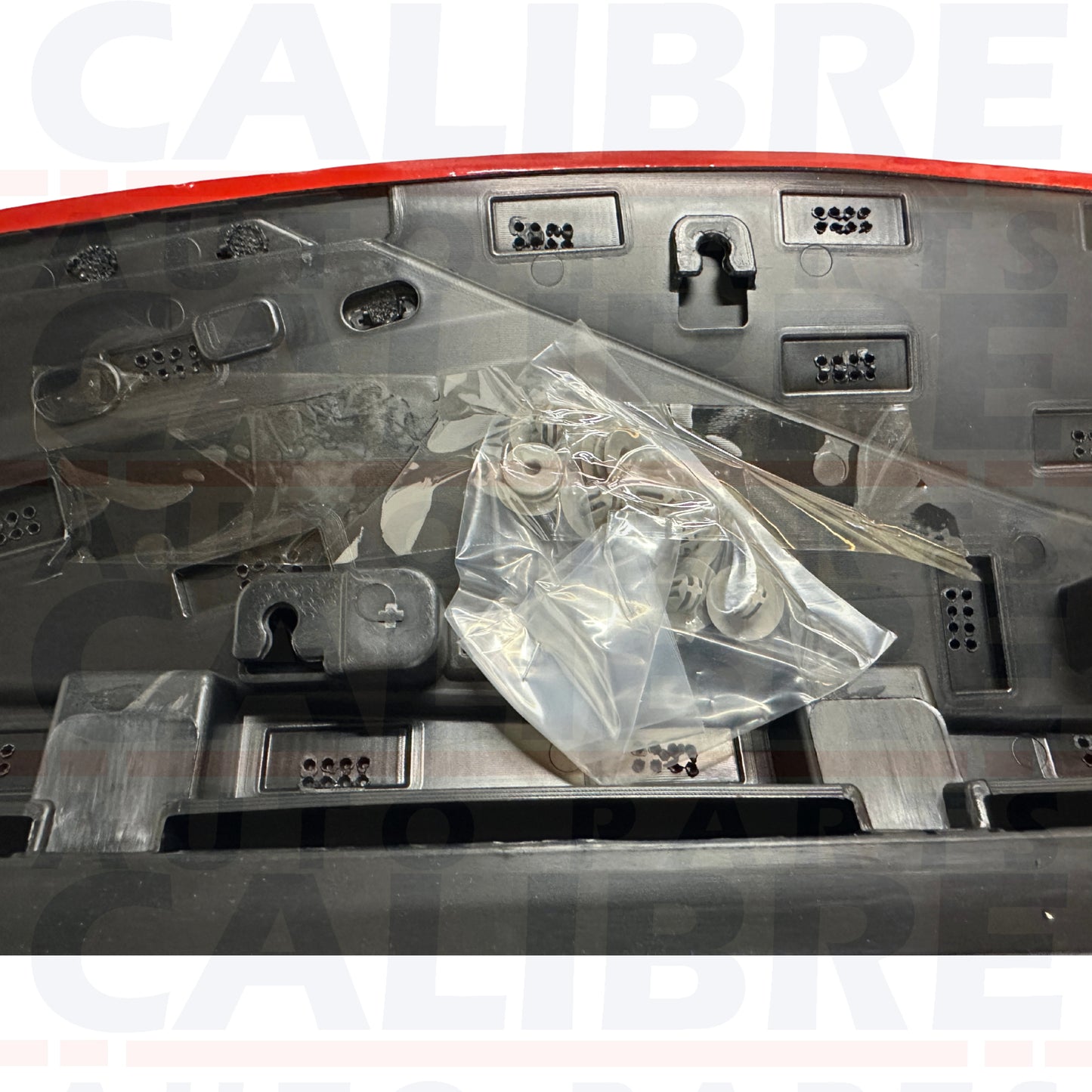 MG4 2022-2025 REAR DOOR TRIM LEFT SIDE CHROME VERSION (11197528)