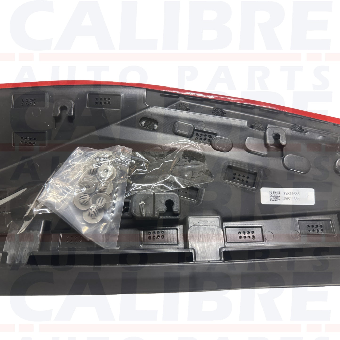 MG4 2022-2025 REAR DOOR TRIM RIGHT SIDE CHROME VERSION (11197529)