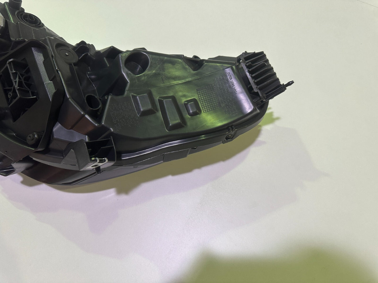TESLA MODEL 3 HEADLIGHT ASSEMBLIES FRONT DRIVER SIDE O/S 2017-2020 1077376-00-C