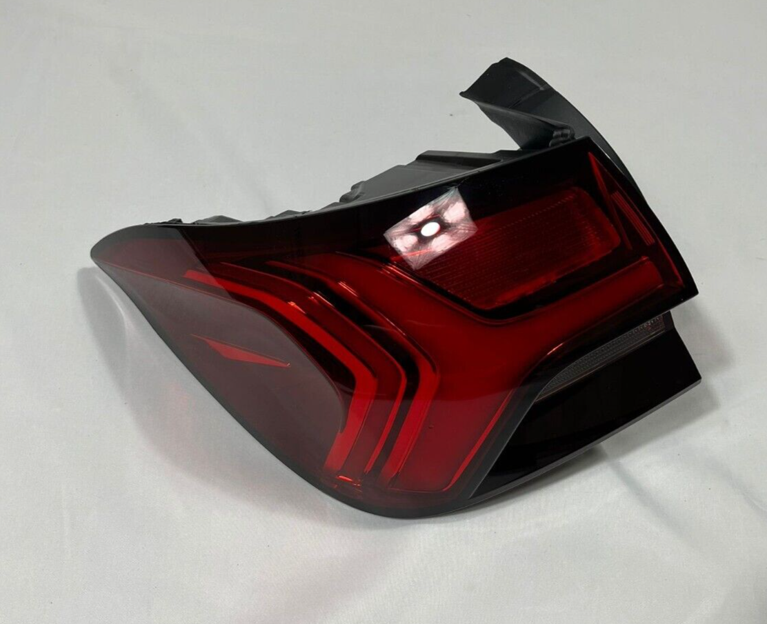 MG MG5 SW EV TROPHY 2023 2024 OUTER BRAKE LIGHT PASSENGER SIDE N/S LEFT SIDE