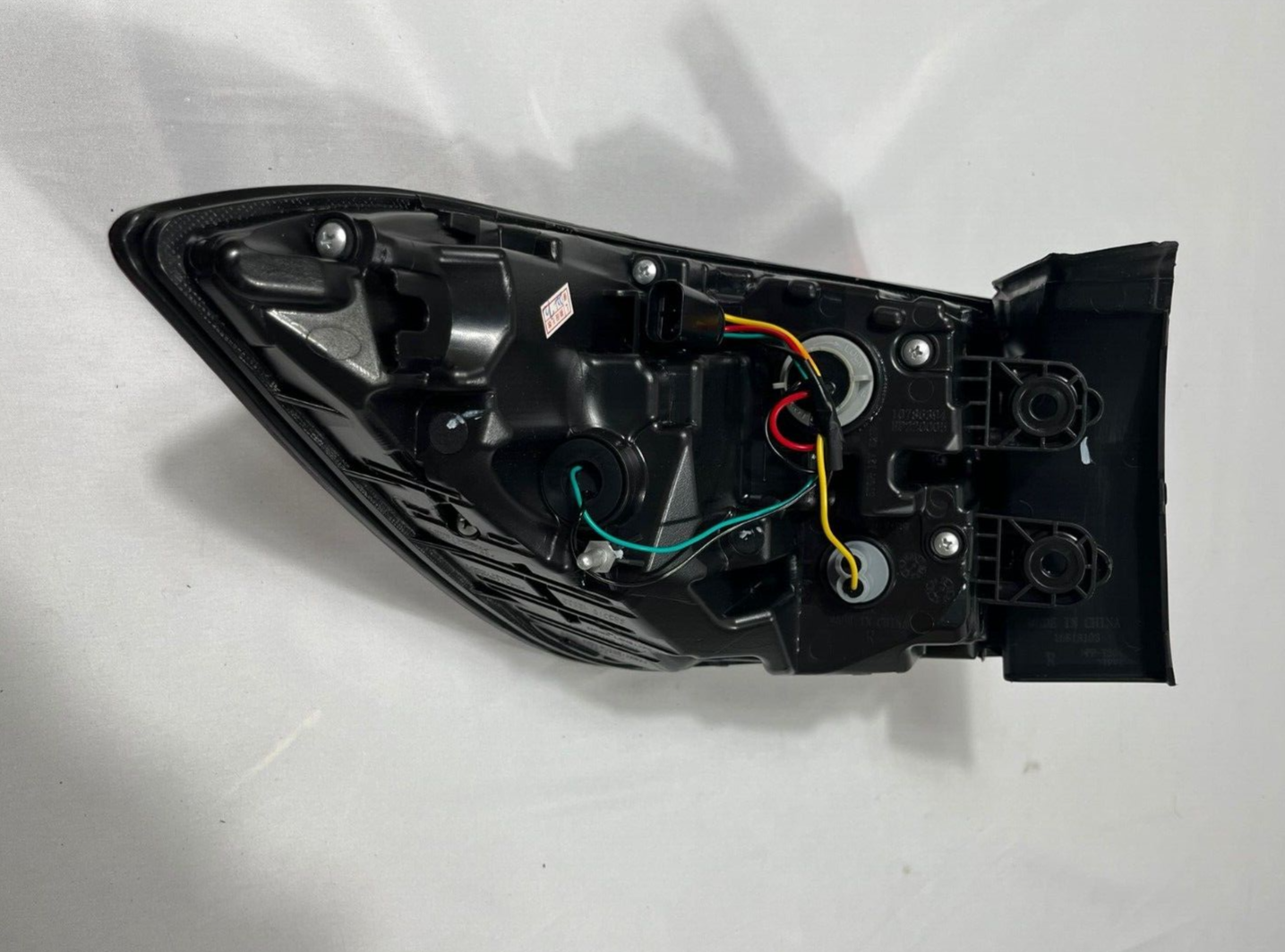 MG MG5 SW EV TROPHY 2023 2024 OUTER BRAKE LIGHT DRIVER SIDE O/S RIGHT SIDE