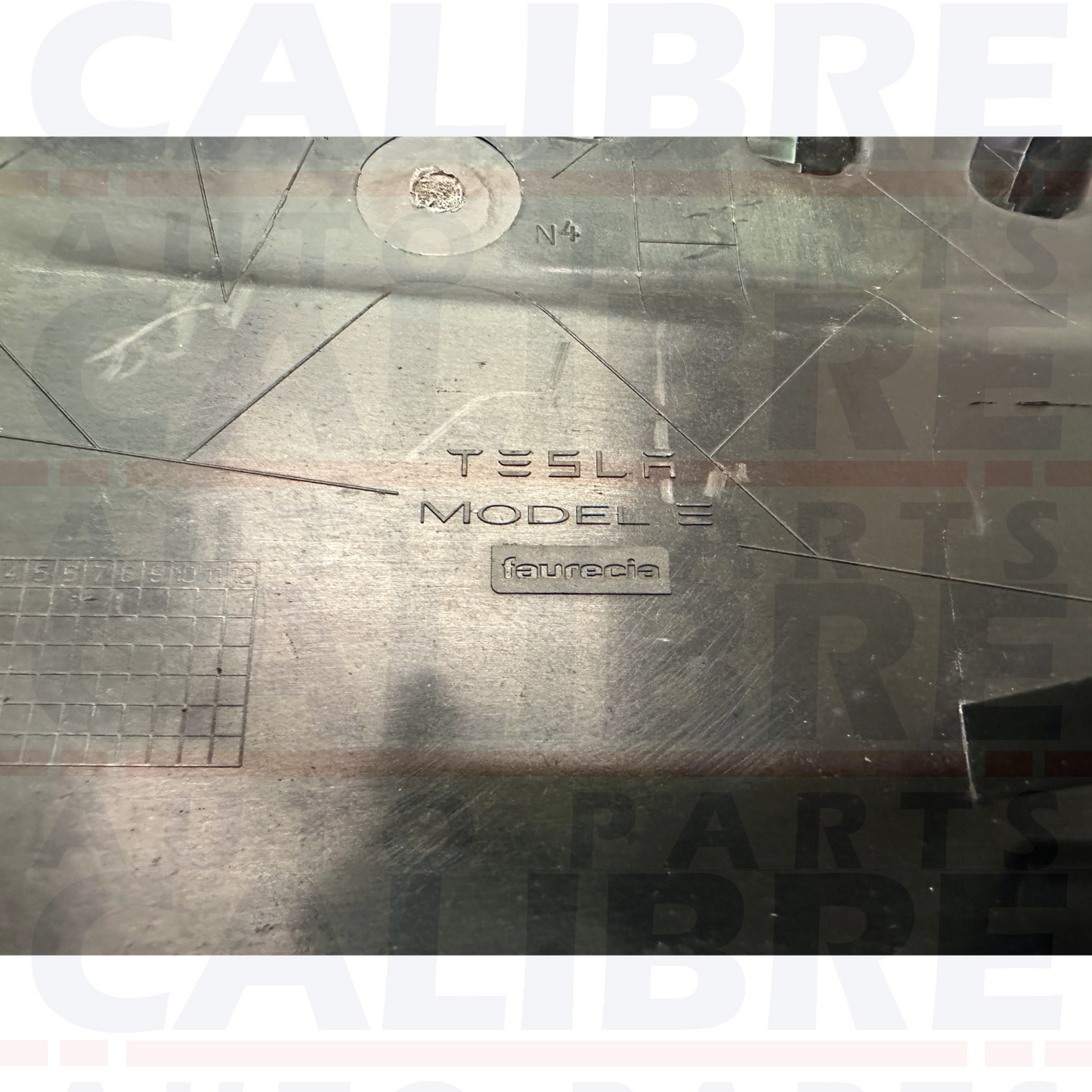 **GENUINE** TESLA MODEL 3 2024-2025 Bare Dashboard 1083401-05-O