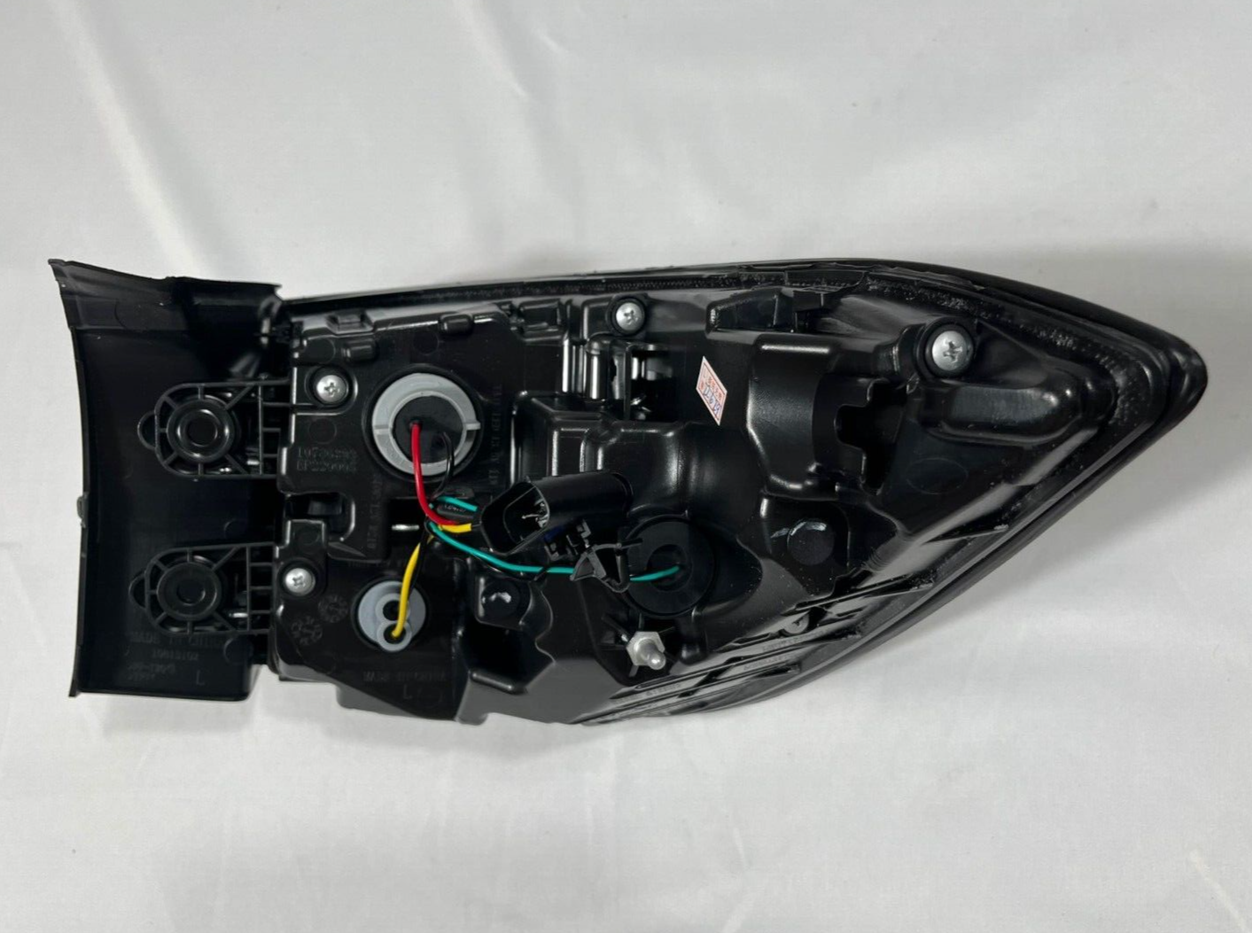 MG MG5 SW EV TROPHY 2023 2024 OUTER BRAKE LIGHT PASSENGER SIDE N/S LEFT SIDE