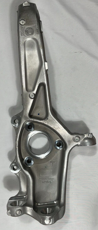 NEW Tesla Model 3 Left Front Suspension Knuckle Hub 104431100E