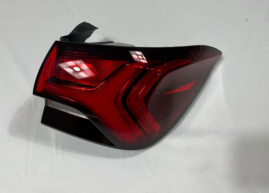 MG MG5 SW EV TROPHY 2023 2024 OUTER BRAKE LIGHT DRIVER SIDE O/S RIGHT SIDE