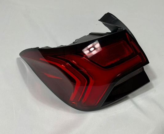 MG MG5 SW EV TROPHY 2023 2024 OUTER BRAKE LIGHT PASSENGER SIDE N/S LEFT SIDE