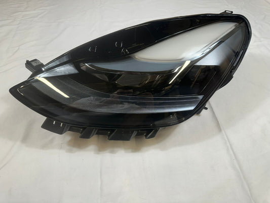 brand new Tesla Model 3 & Y Headlamp Headlight Passenger Side 1514952-00-D